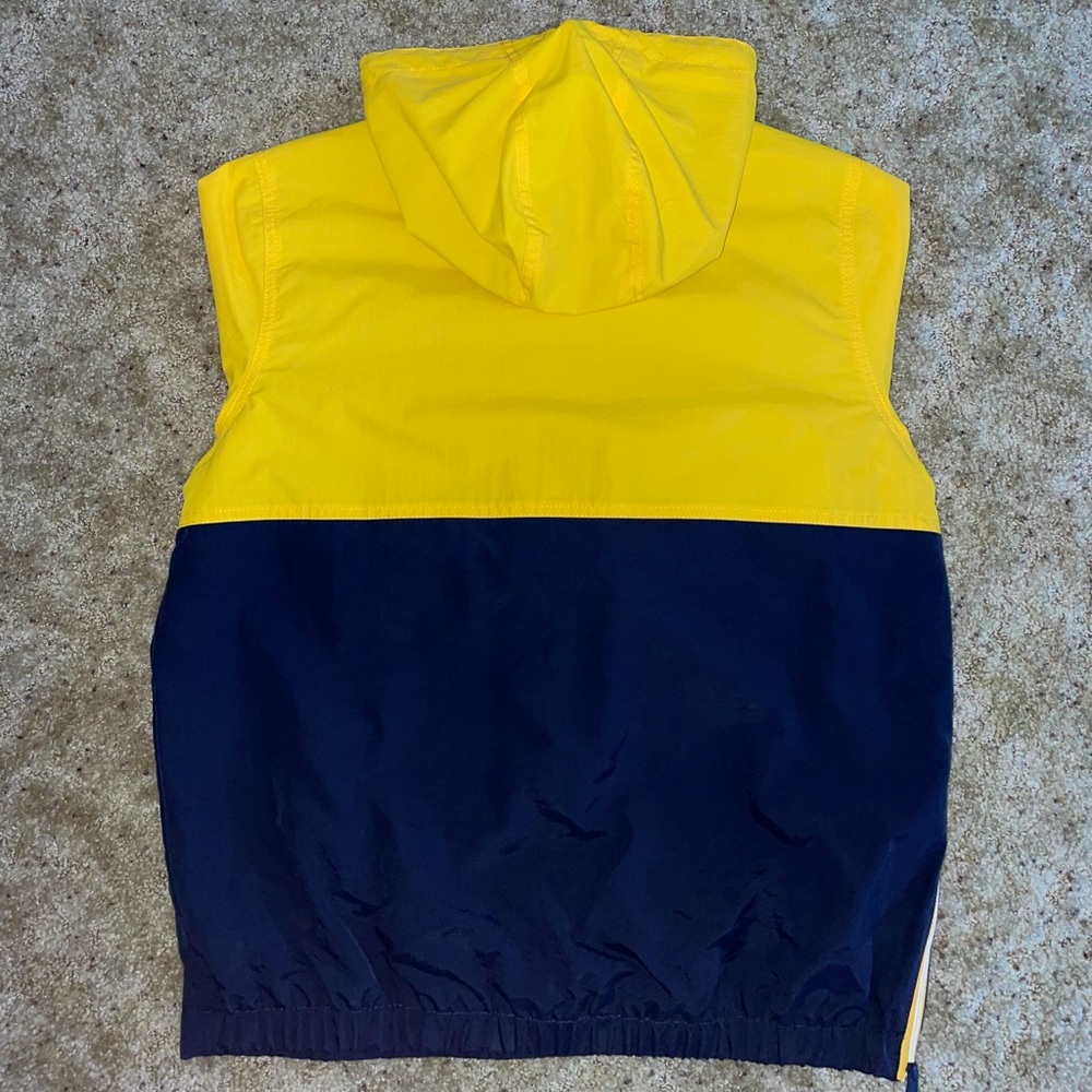 Tommy Hilfiger Windbreaker - Picture 3 of 4